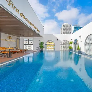 Golden Lotus Da Nang